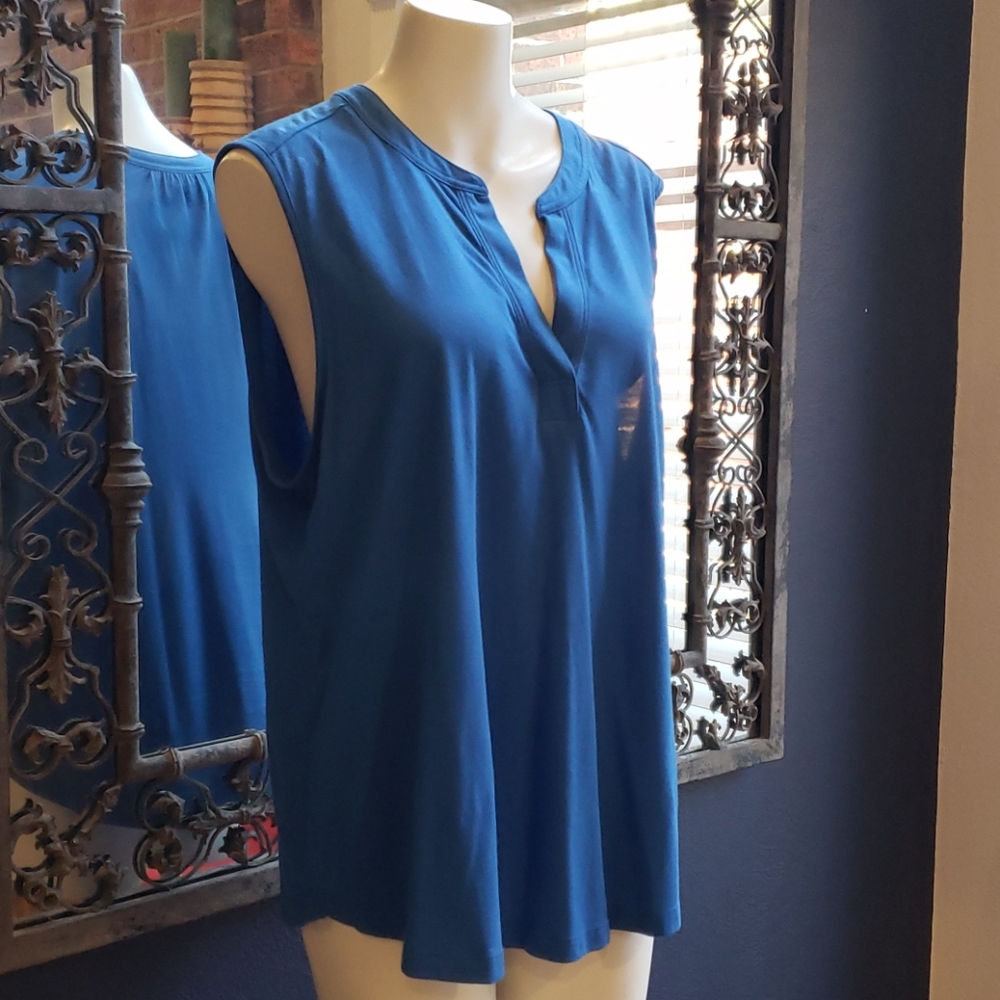 Cynthia Rowley V-Neck Tank